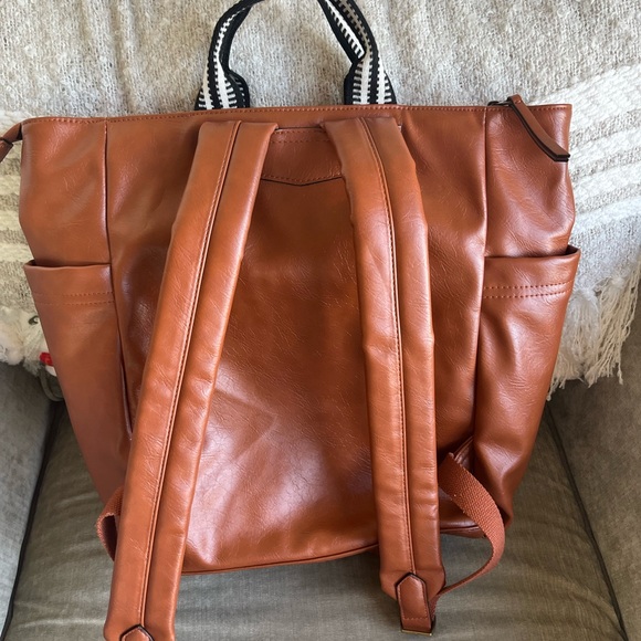 Universal Thread Backpack - Picture 3 of 4